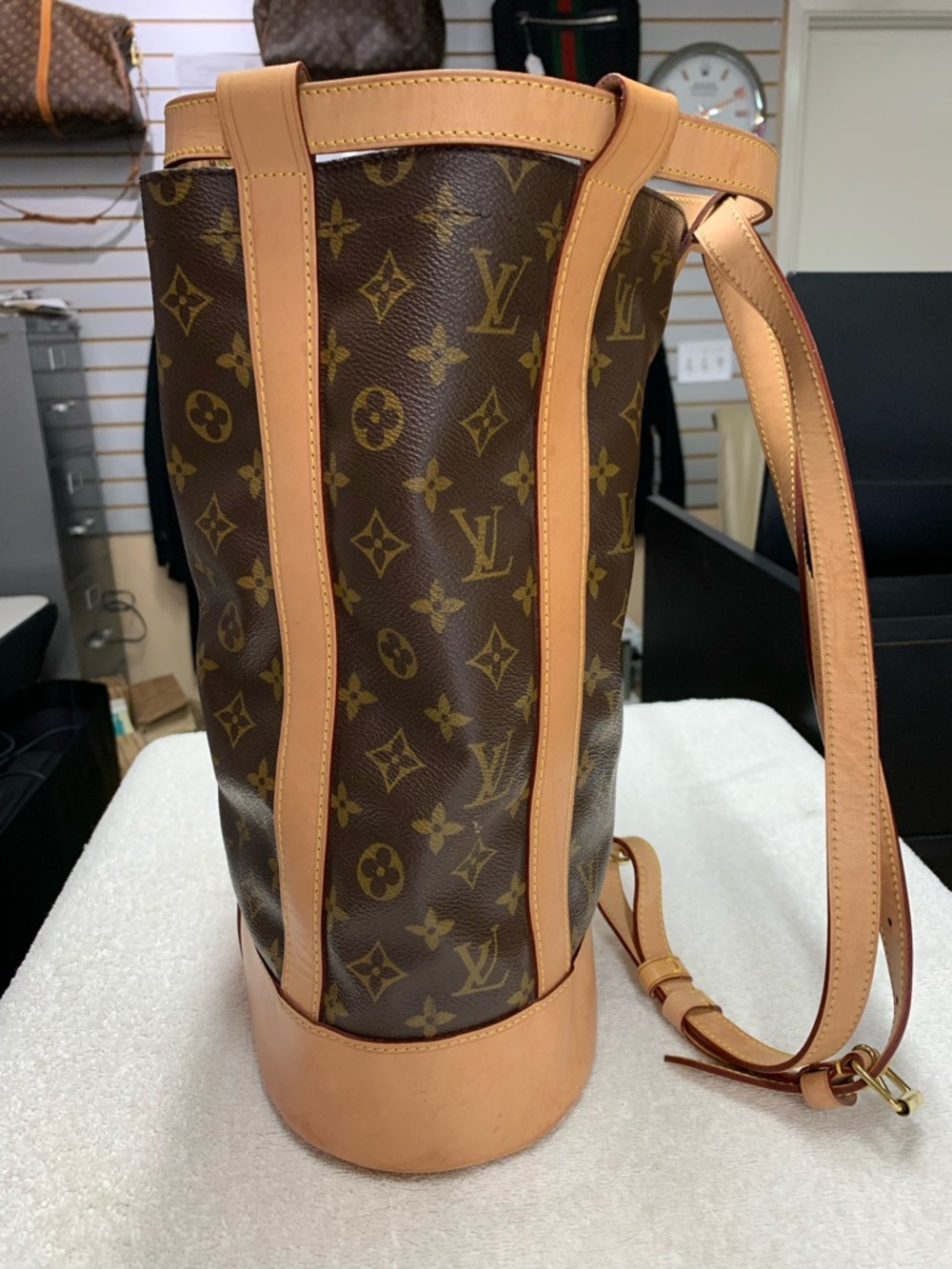 Louis Vuitton Monogram Randonnee PM Backpack - Picture 3 of 16